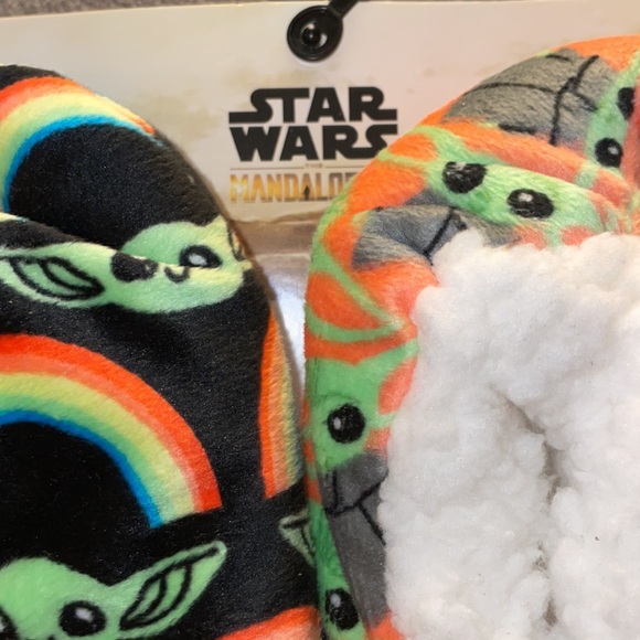NWT.  2 pair of STAR WARS MANDALORIAN Slippers. - Picture 7 of 8